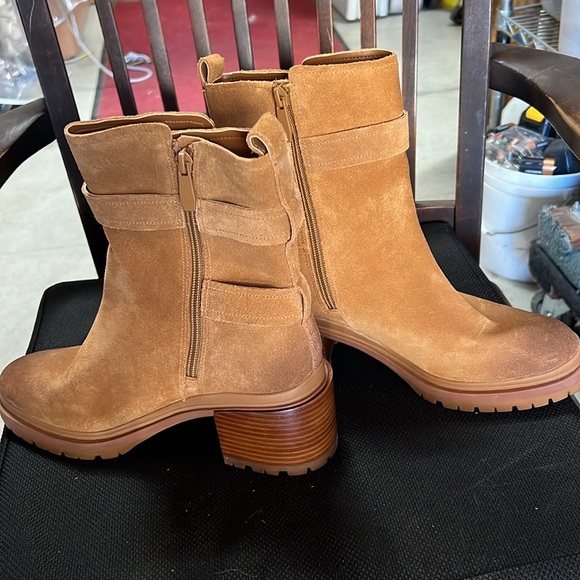 Naturalizer tan boot - Picture 3 of 9